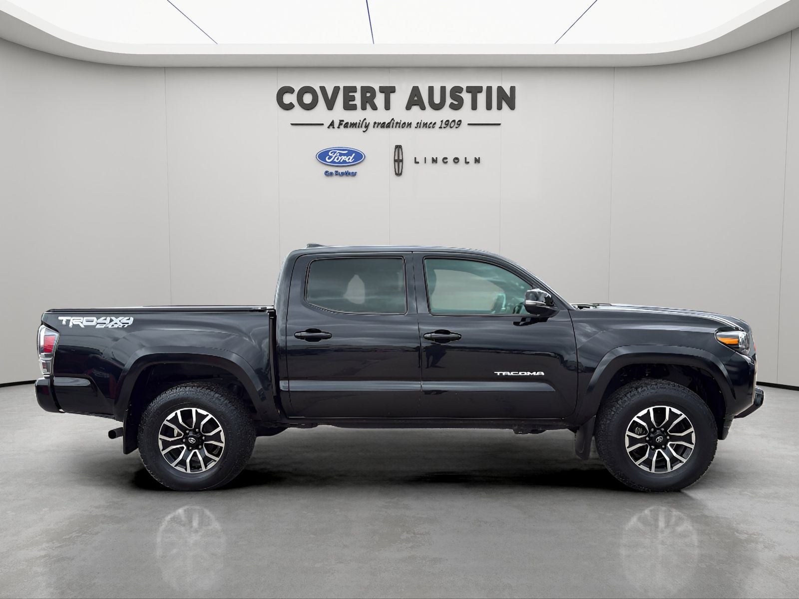2022 Toyota Tacoma TRD Sport V6