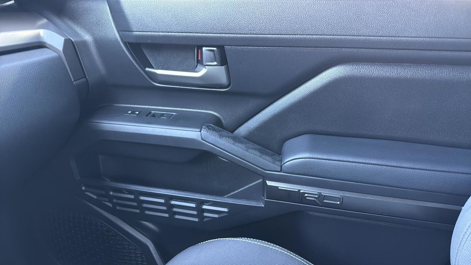 2024 Toyota Tacoma Hybrid TRD Sport