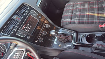 2017 Volkswagen Golf GTI S