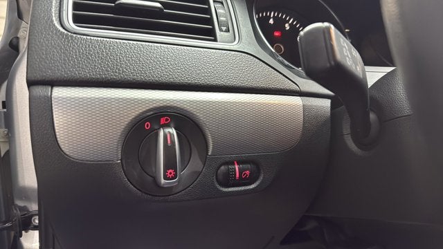 2015 Volkswagen Jetta 1.8T SE