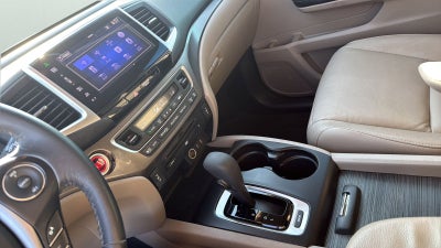 2016 Honda Pilot EX-L w/Rear Entertainment System