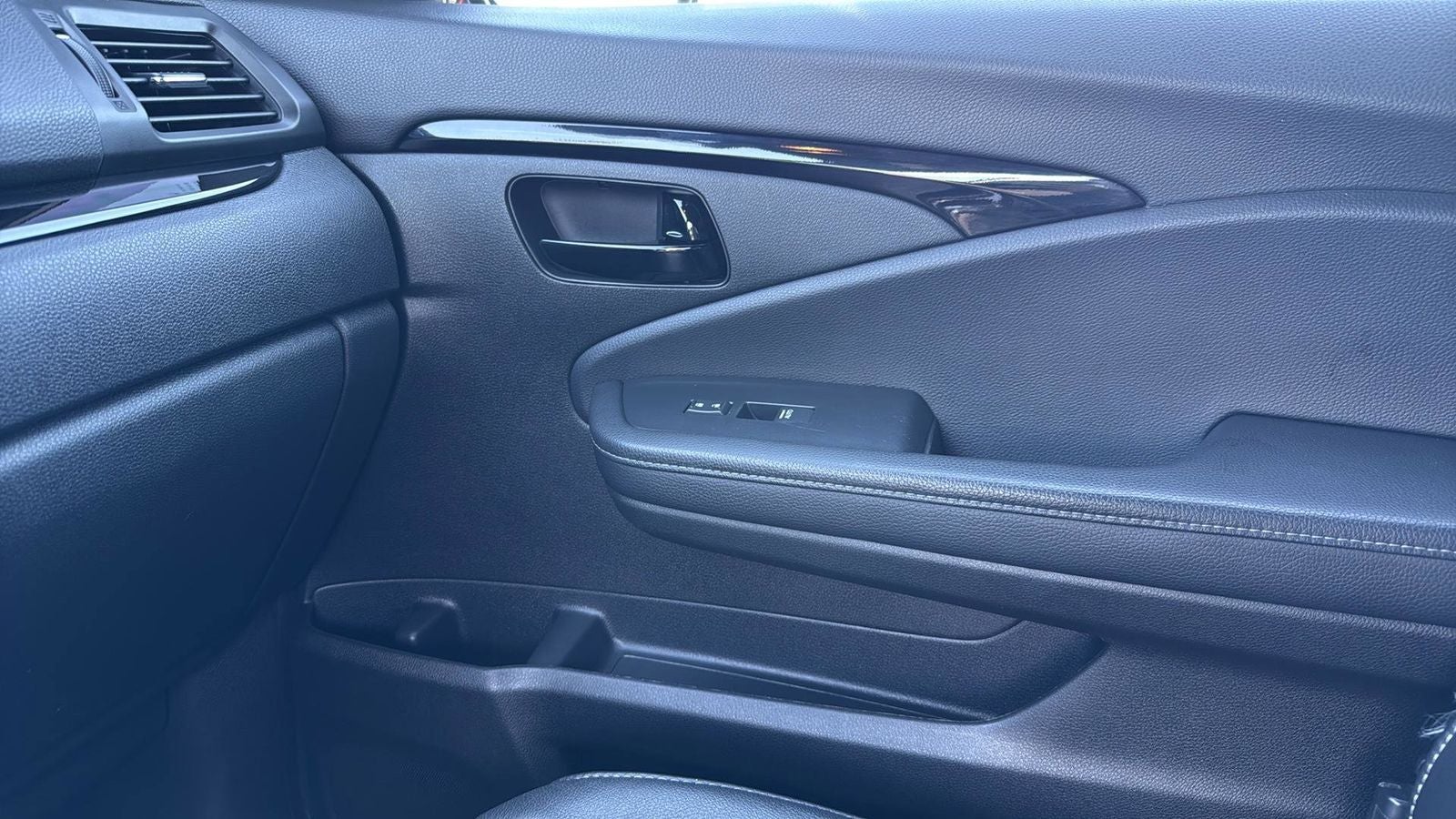 2023 Honda Passport Elite