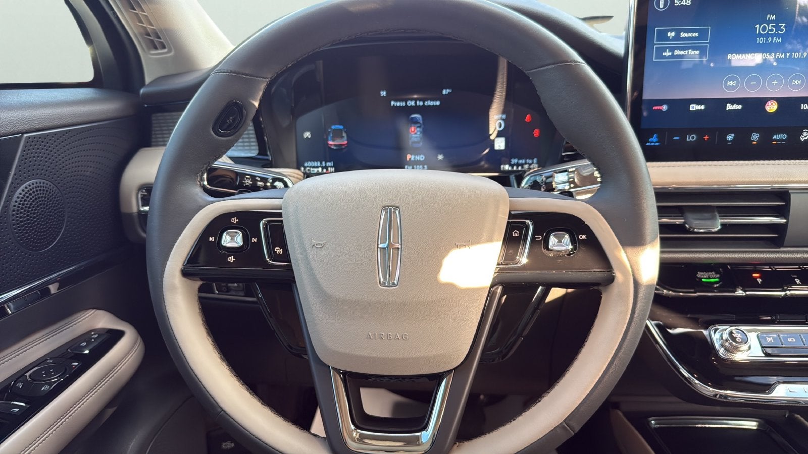 2024 Lincoln Corsair Premiere