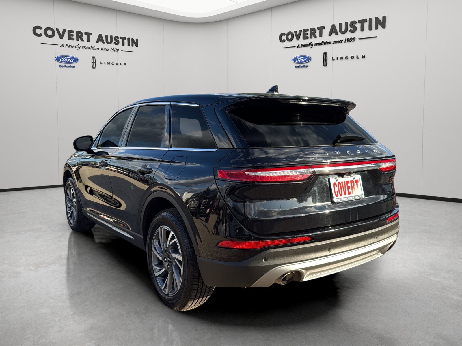 2024 Lincoln Corsair Premiere