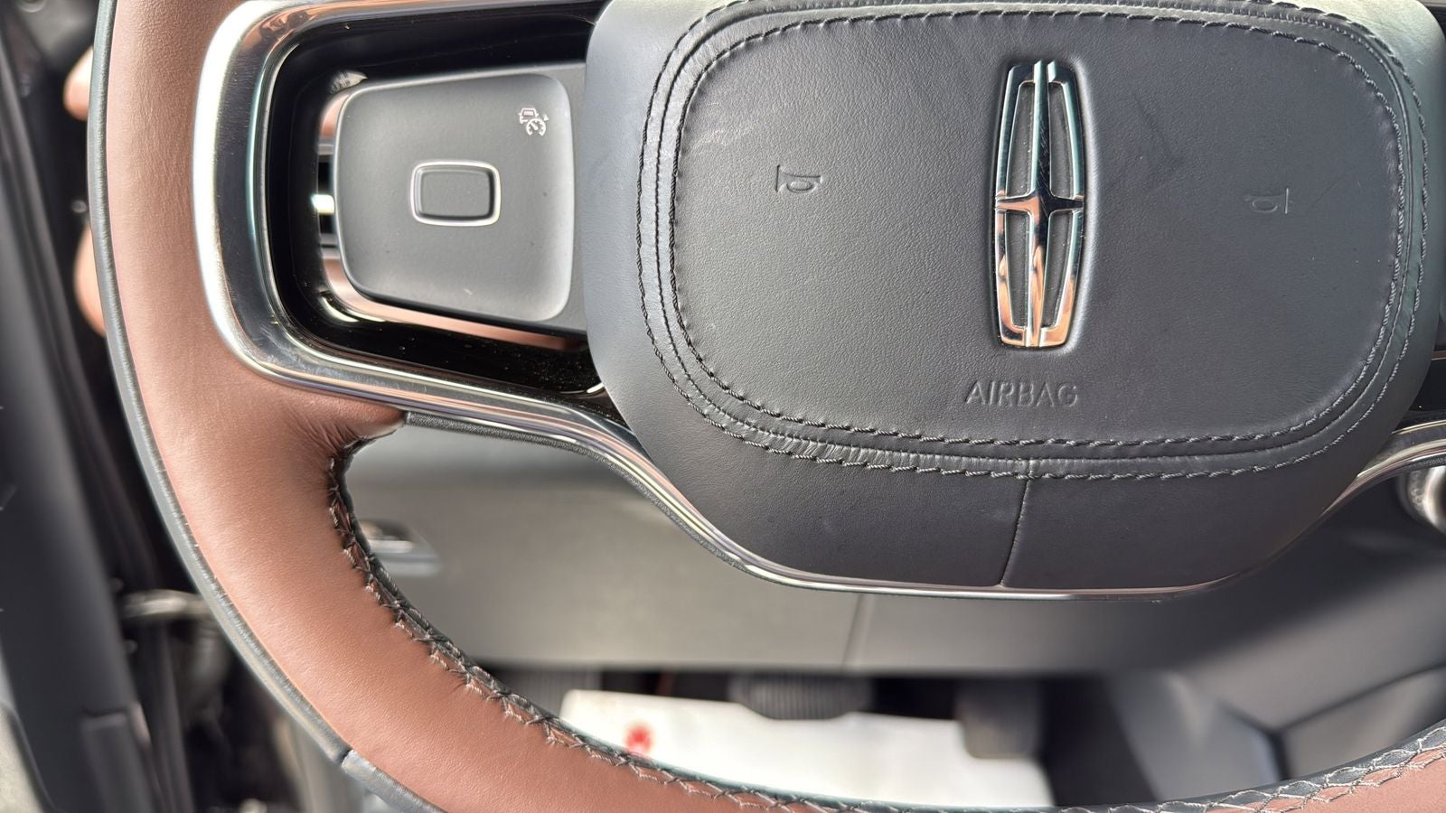 2025 Lincoln Navigator Reserve - Photo 16