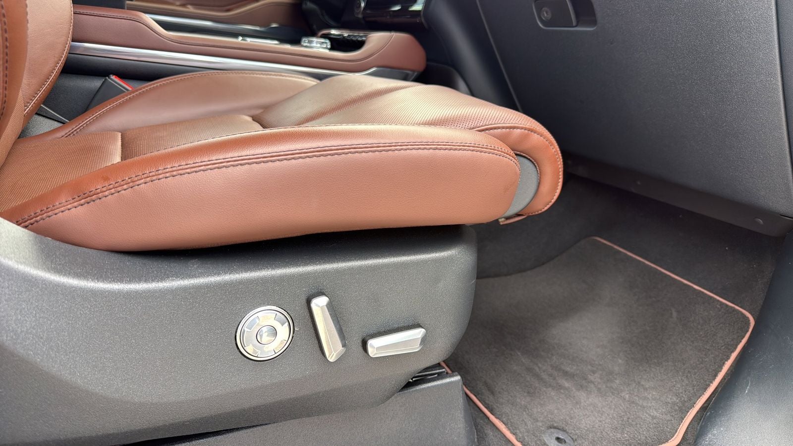 2025 Lincoln Navigator Reserve - Photo 24