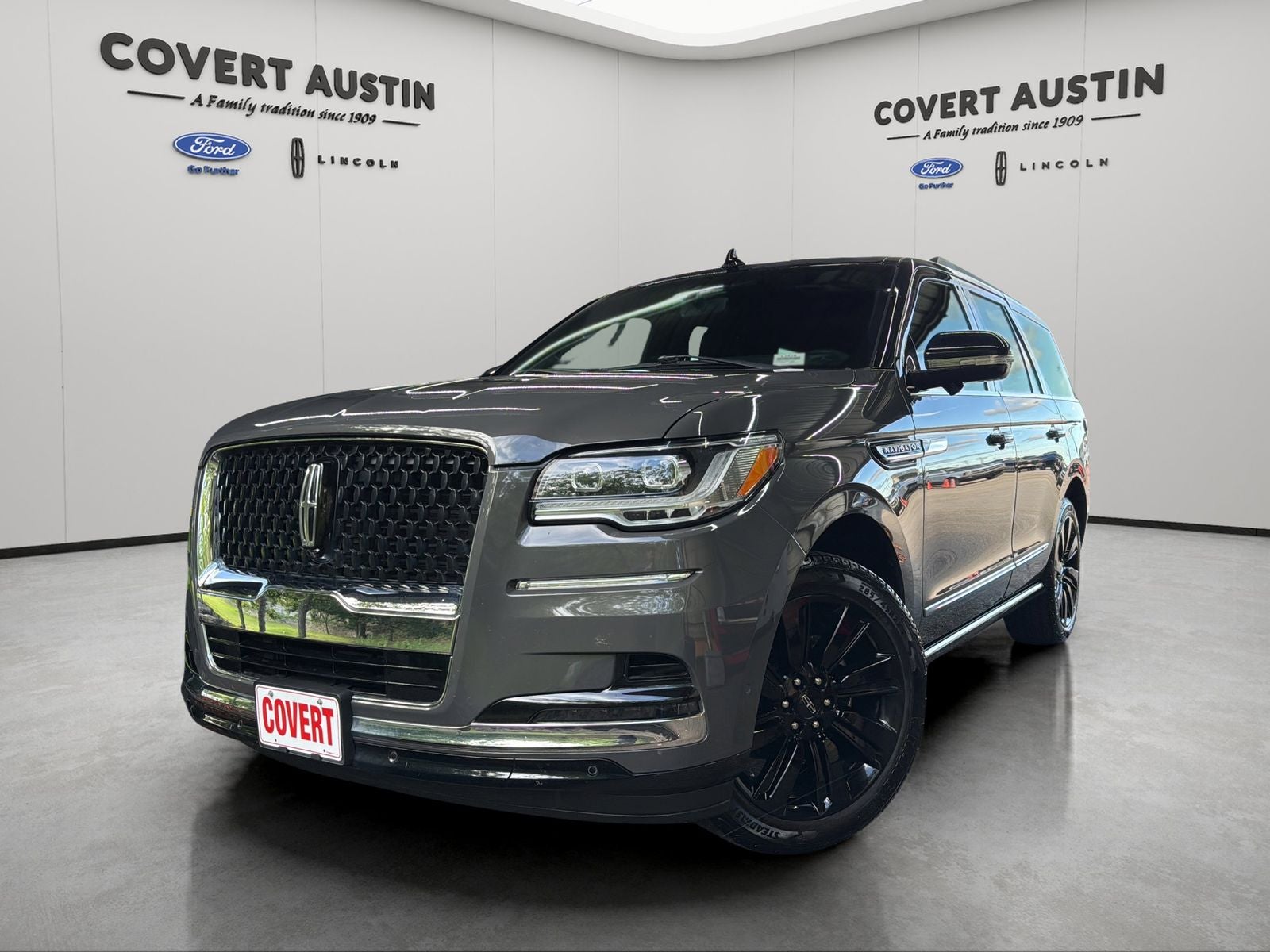 2022 Lincoln Navigator Black Label