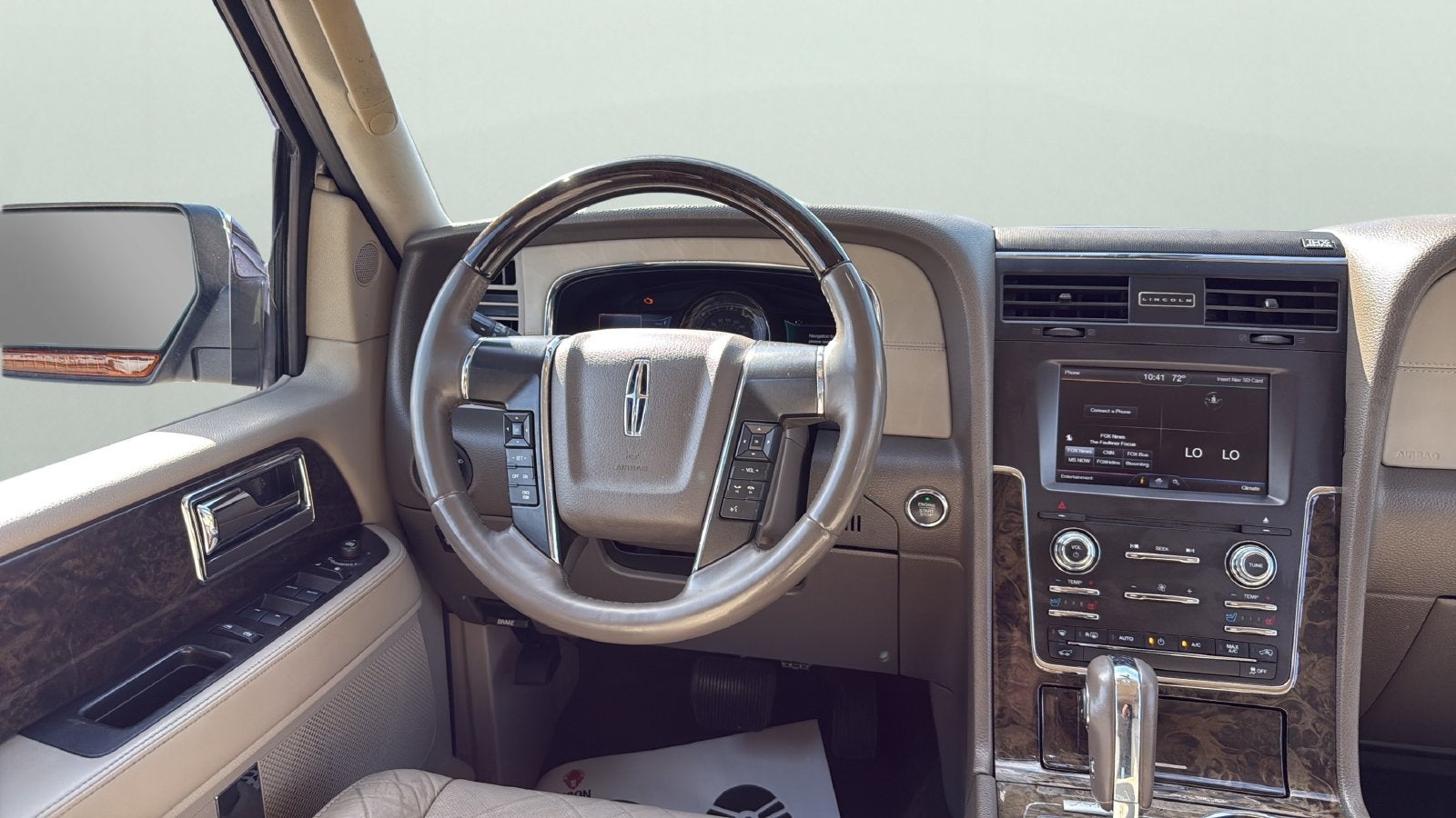 2015 Lincoln Navigator L Base