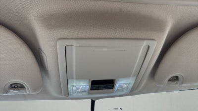 2015 Lincoln Navigator L Base