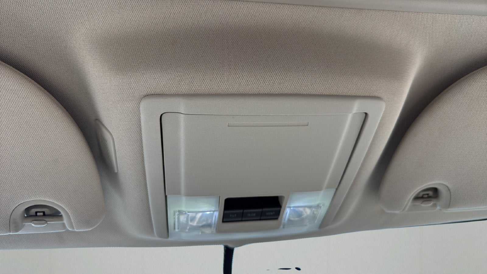 2015 Lincoln Navigator L Base