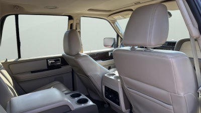 2015 Lincoln Navigator L Base