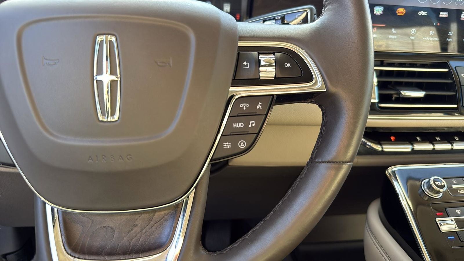 2023 Lincoln Navigator L Reserve