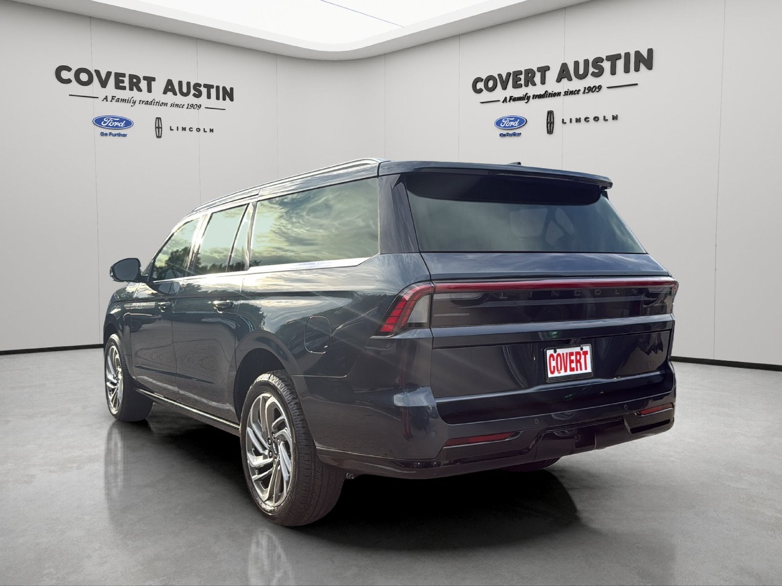 2026 Lincoln Navigator L Reserve