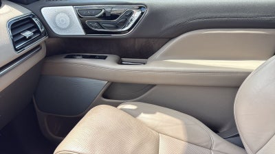 2022 Lincoln Navigator L Reserve