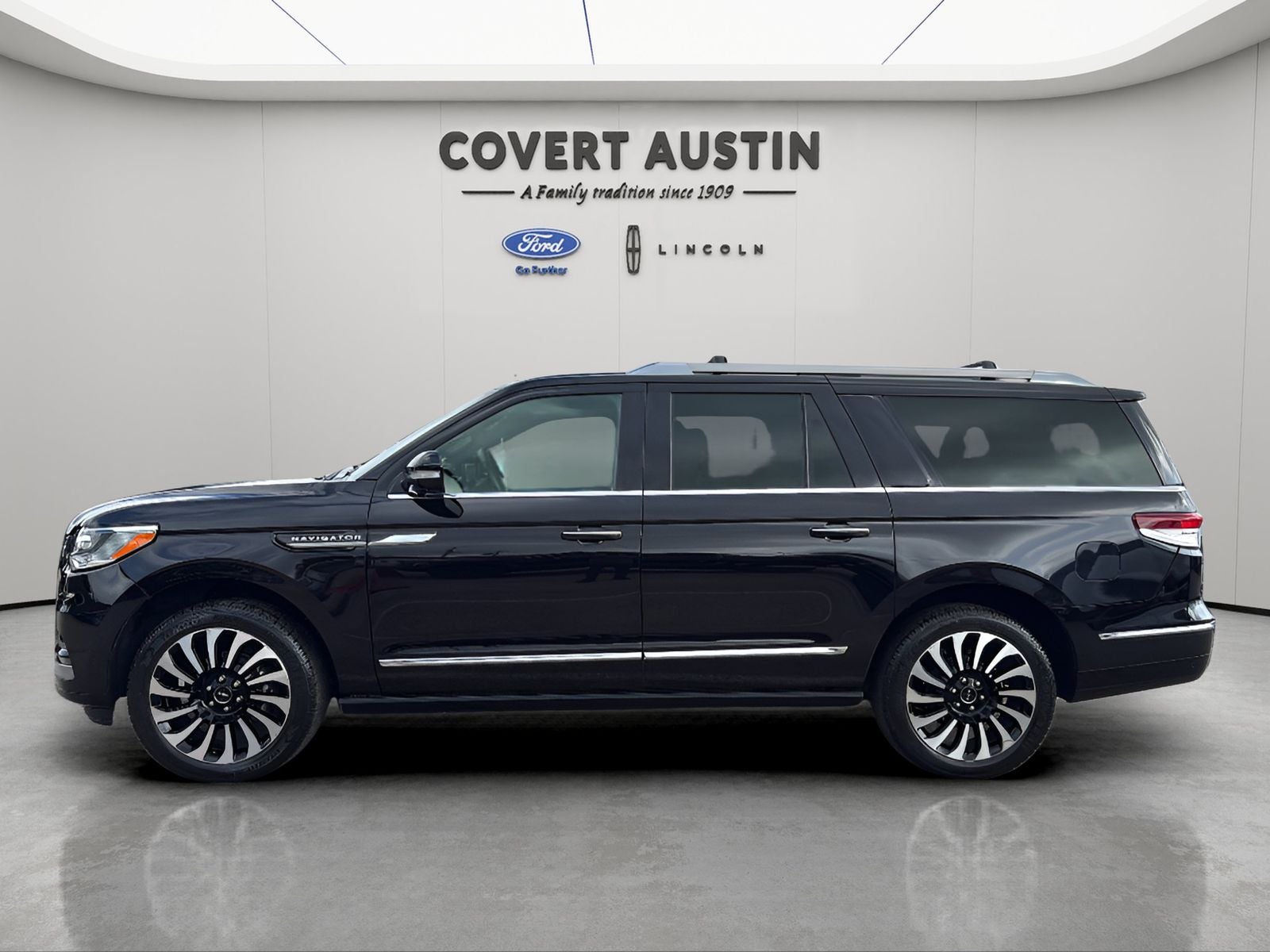 2022 Lincoln Navigator L Reserve