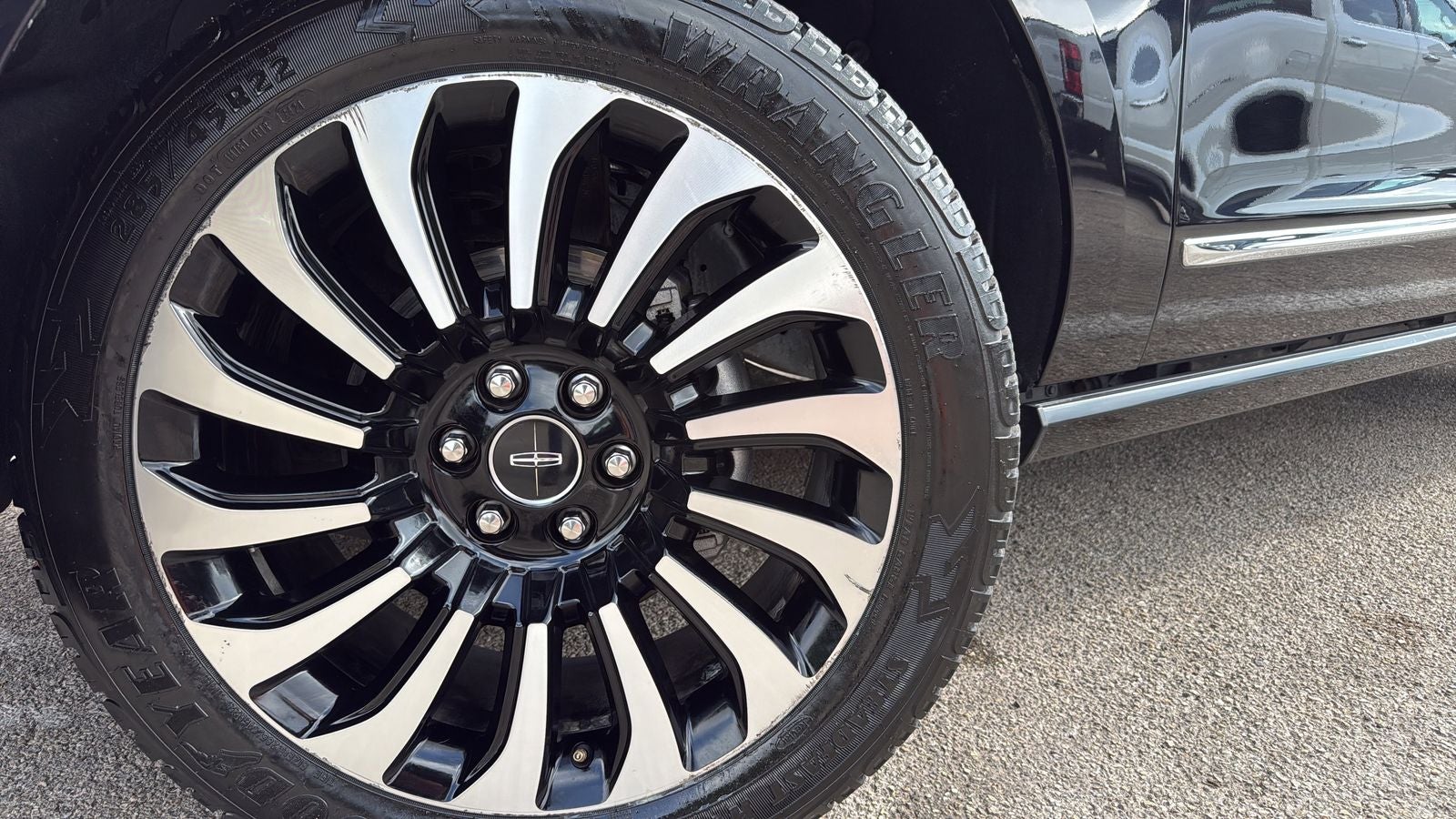 2022 Lincoln Navigator L Reserve
