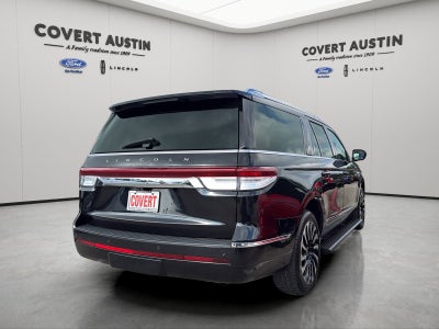 2022 Lincoln Navigator L Reserve