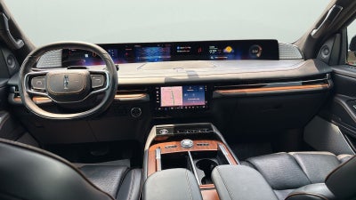 2025 Lincoln Navigator L Black Label