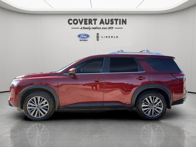 2023 Nissan Pathfinder SL
