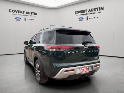 2022 Nissan Pathfinder Platinum