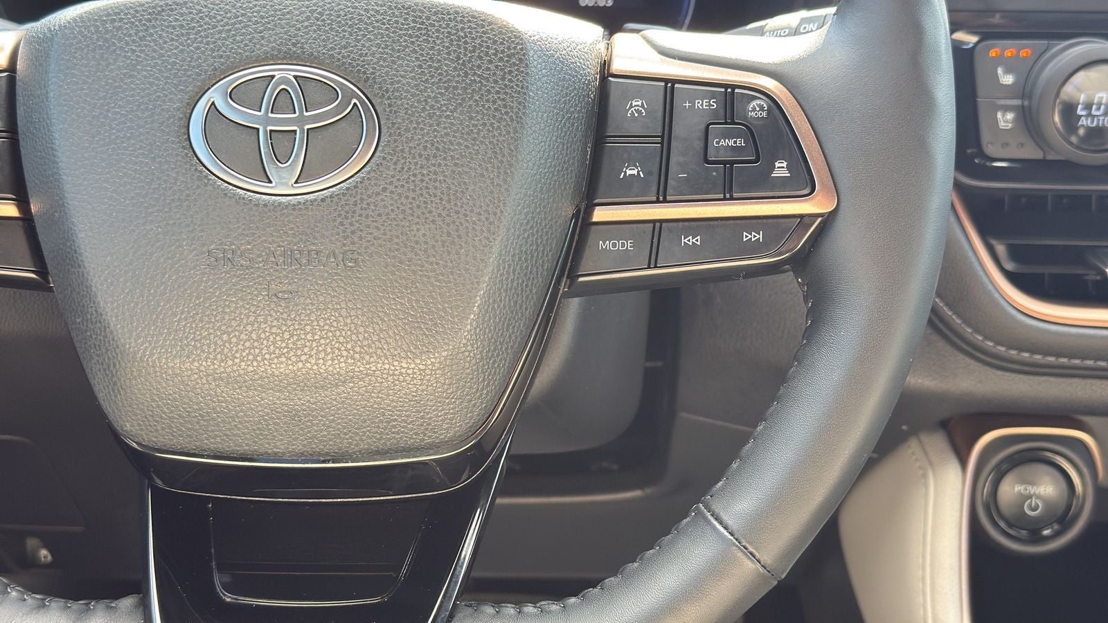 2025 Toyota Grand Highlander Hybrid MAX Platinum