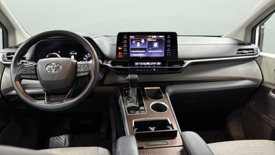 2024 Toyota Sienna LE 8 Passenger