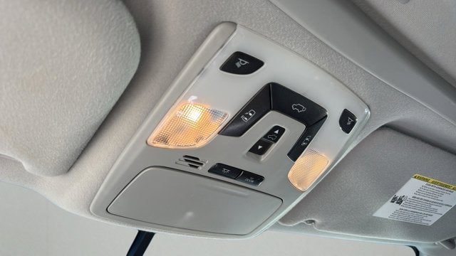 2013 Toyota Sienna XLE 8 Passenger