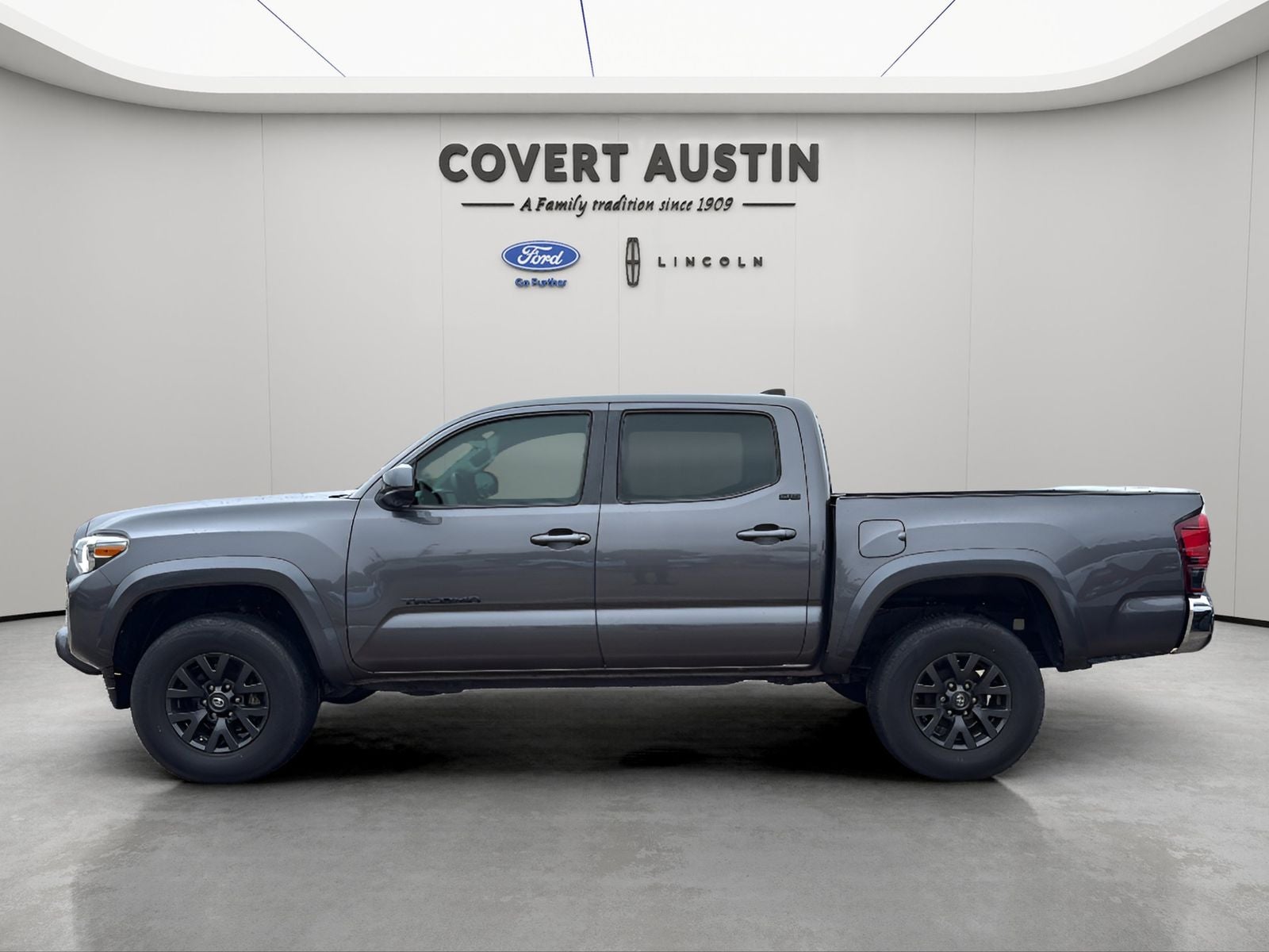 2020 Toyota Tacoma SR5