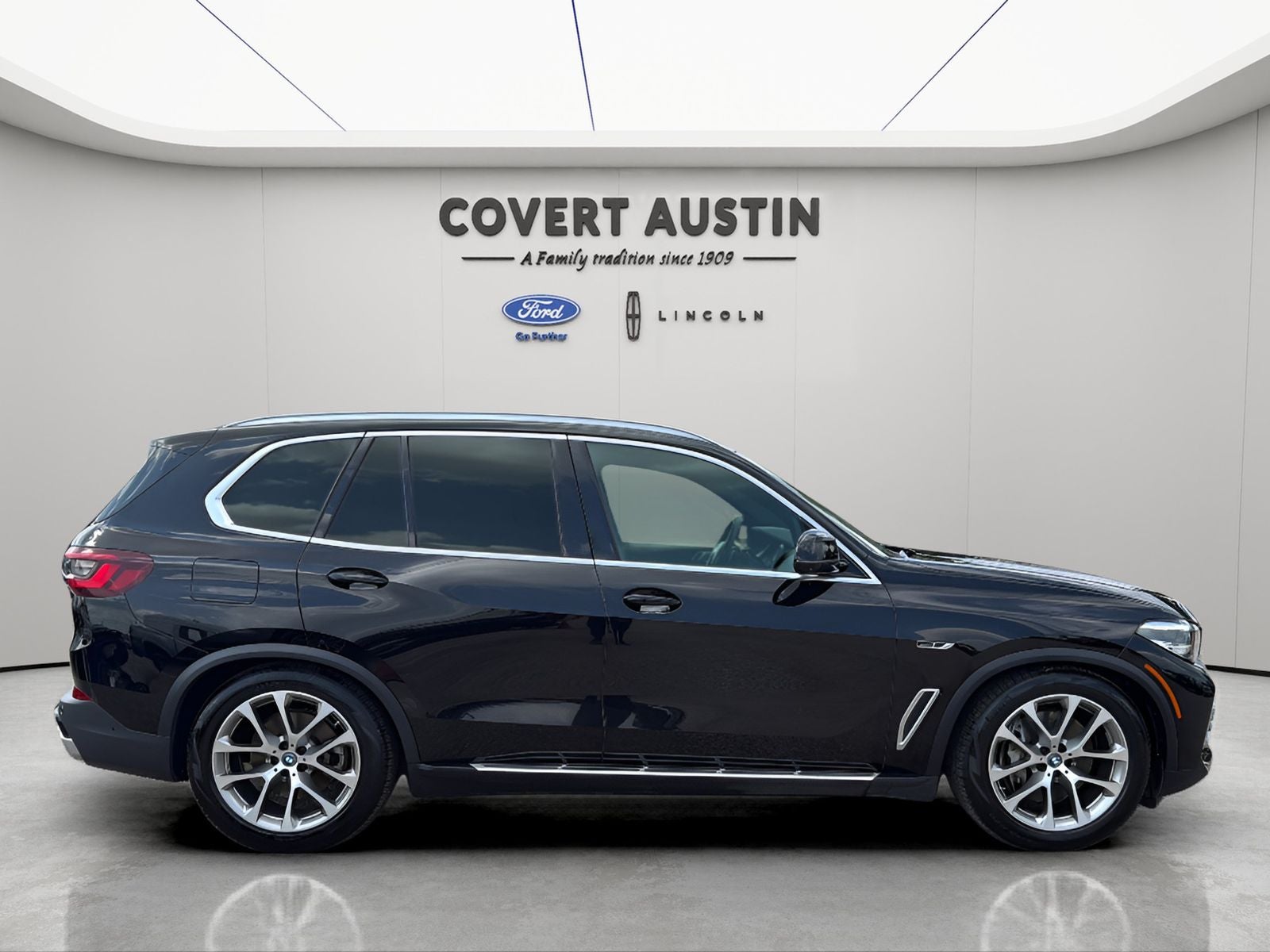 2023 BMW X5 xDrive45e