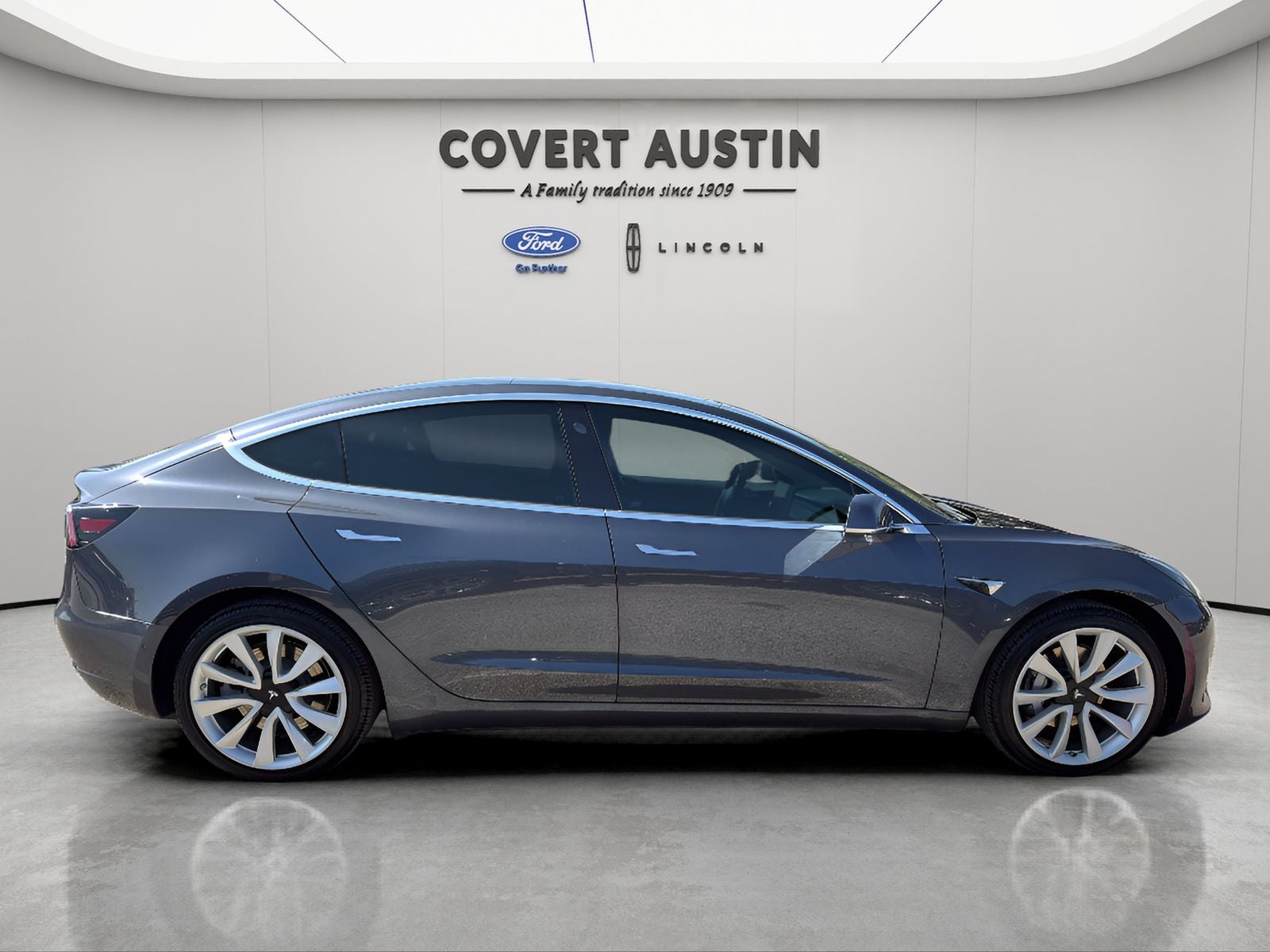 2019 Tesla Model 3 Standard Range Plus