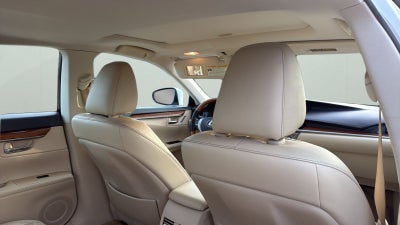 2014 Lexus ES 300h