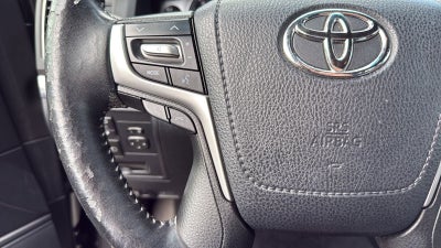2018 Toyota Land Cruiser Base