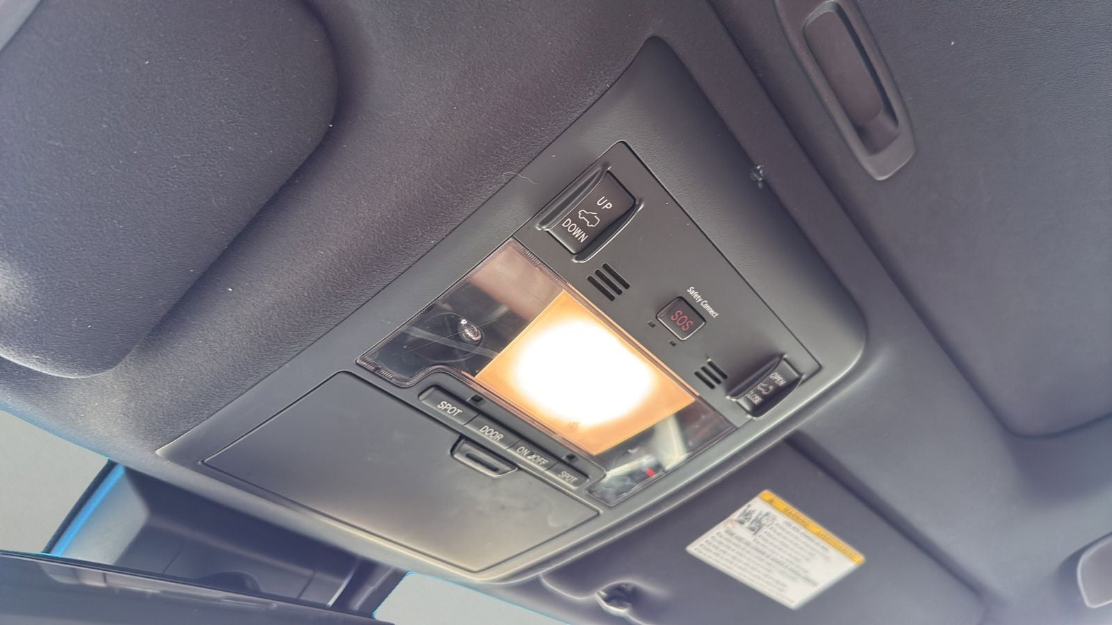 2018 Toyota Land Cruiser Base