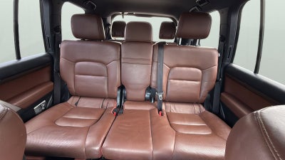 2018 Toyota Land Cruiser Base