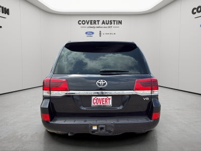 2018 Toyota Land Cruiser Base