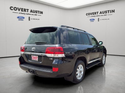 2018 Toyota Land Cruiser Base