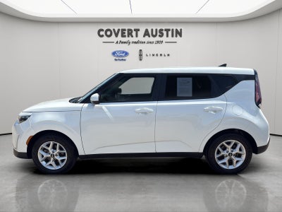 2024 Kia Soul LX