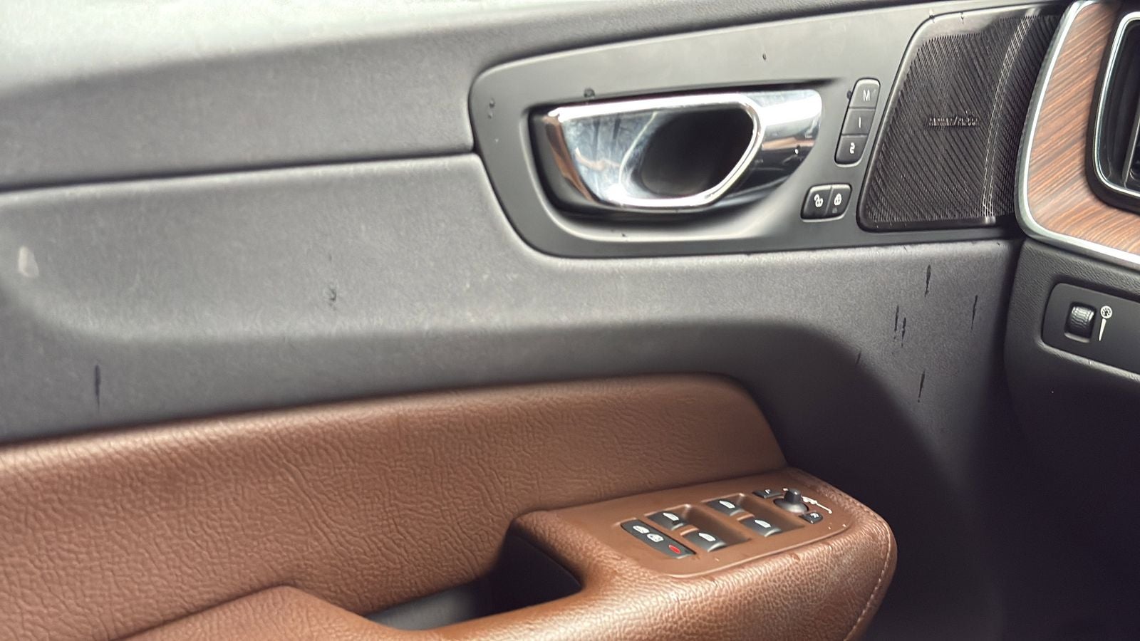 2019 Volvo XC60 T5 Momentum
