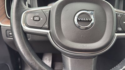 2019 Volvo XC60 T5 Momentum
