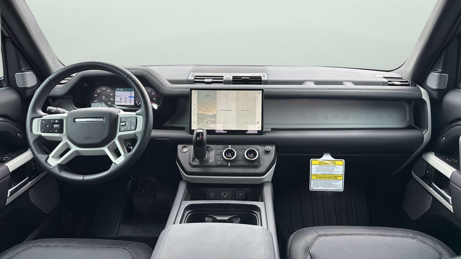 2024 Land Rover Defender 130 X-Dynamic SE