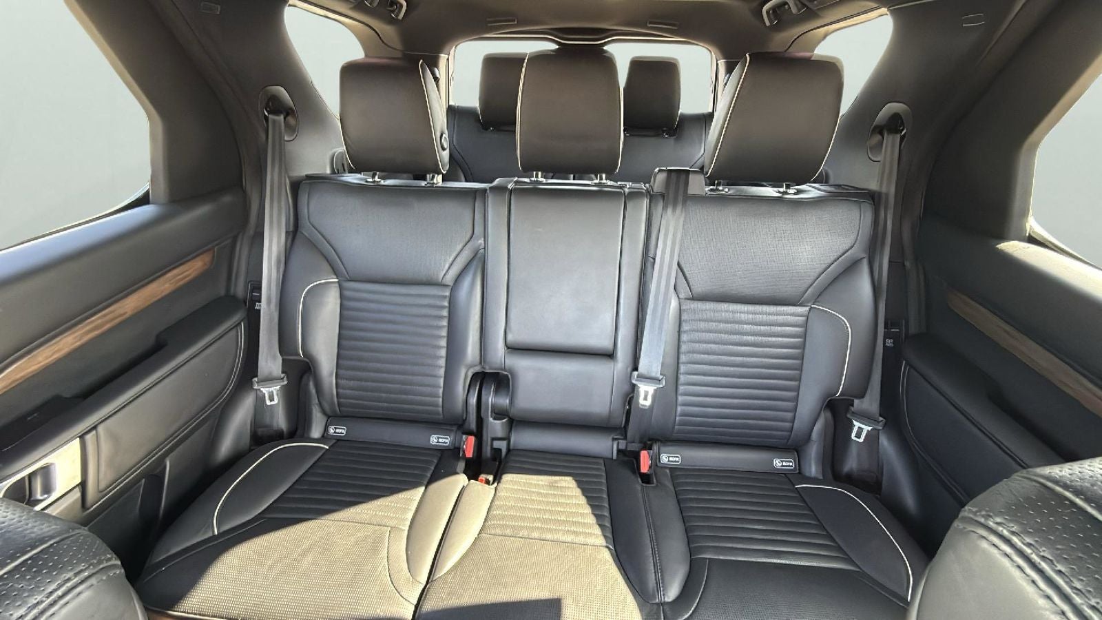 2020 Land Rover Discovery HSE Luxury