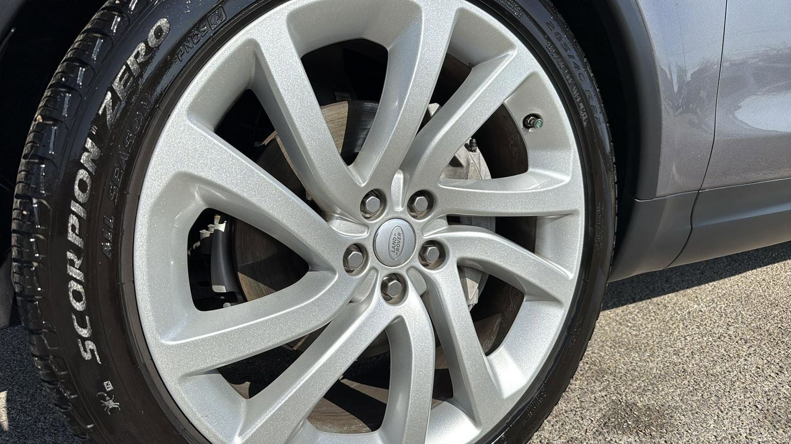 2020 Land Rover Discovery HSE Luxury