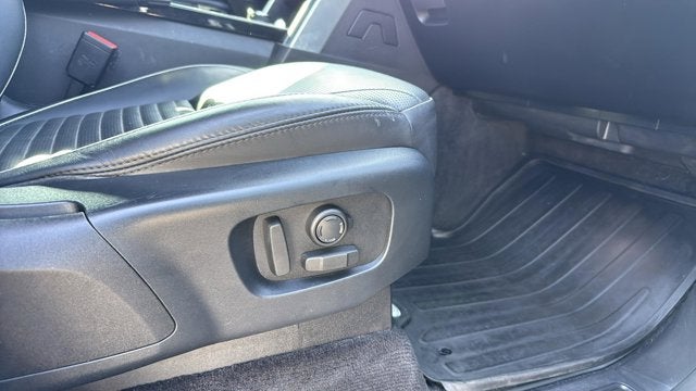 2020 Land Rover Discovery HSE Luxury