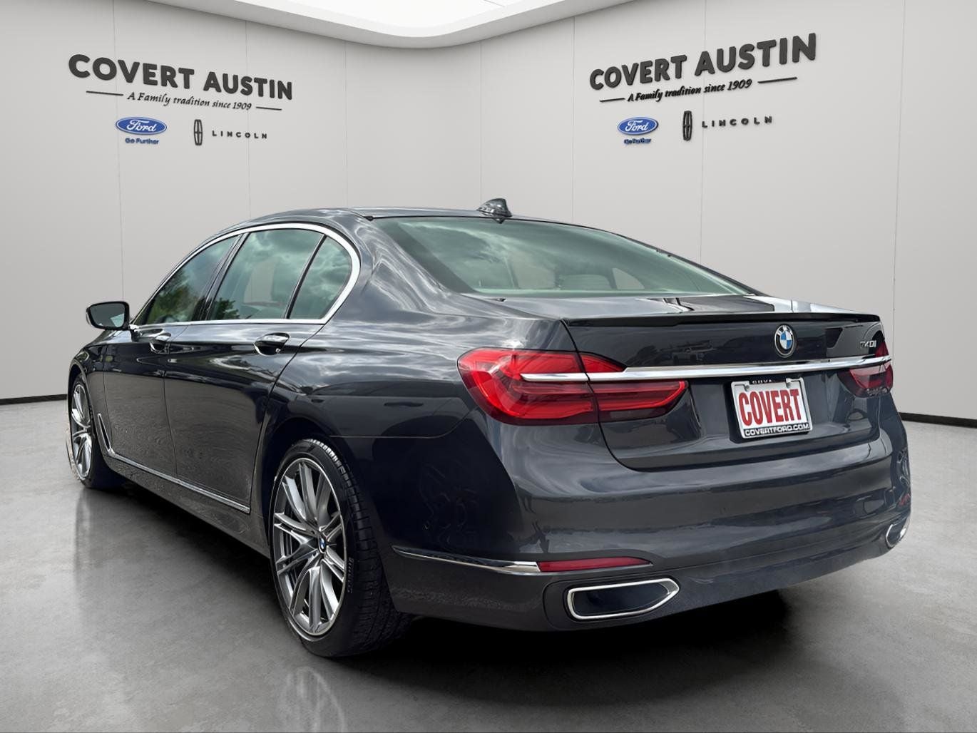 2019 BMW 7 Series 740i