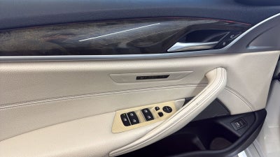 2019 BMW 5 Series 540i