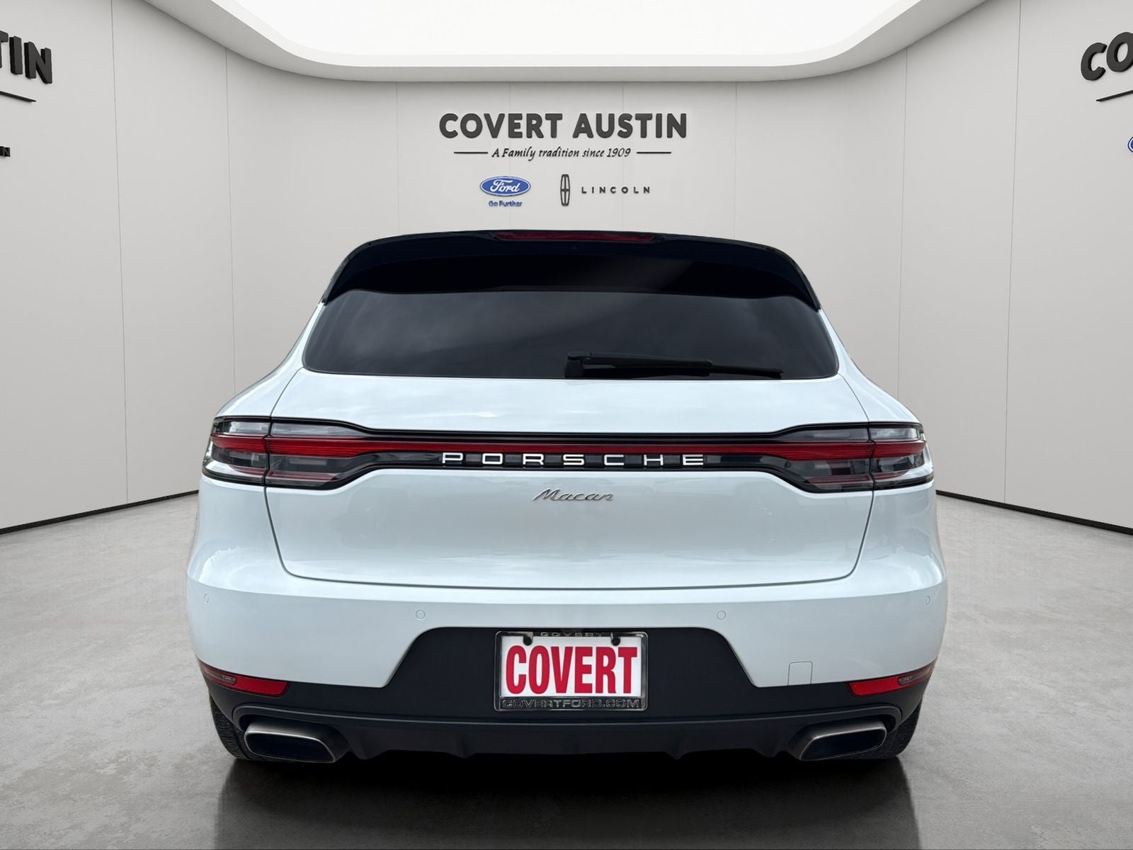 2020 Porsche Macan Base