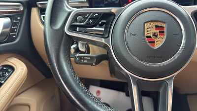 2020 Porsche Macan Base