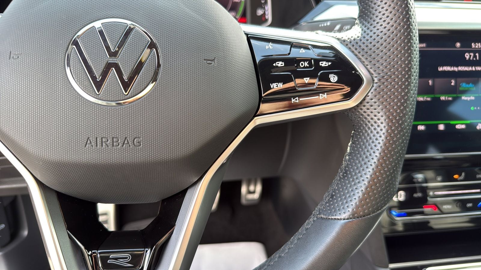 2023 Volkswagen Arteon 2.0T SEL R-Line