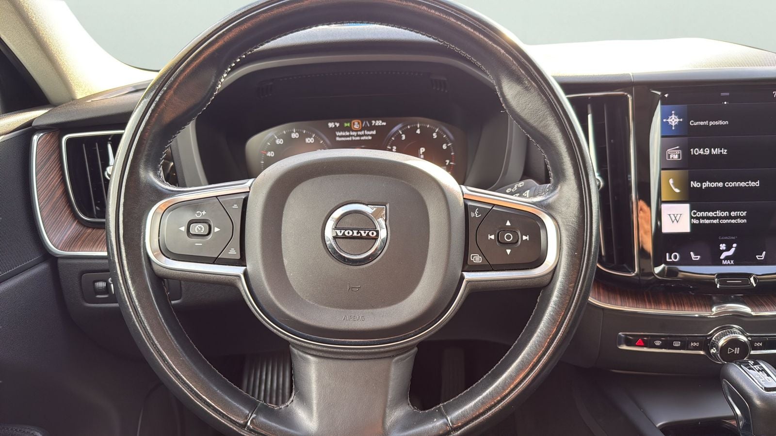 2021 Volvo XC60 T5 Momentum